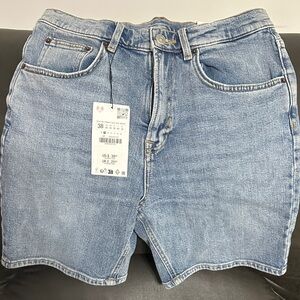 Zara regular Blue Denim Shorts size 30